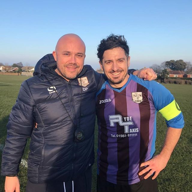 Saturday was this man's last appearance for @afcwootton 
What can I say about this man. A joy to have around the club, a great attitude on and off the pitch and a fantastic footballer who scored some quite fantastic goals. #Ayrton you will be missed and … ift.tt/2NxdEca