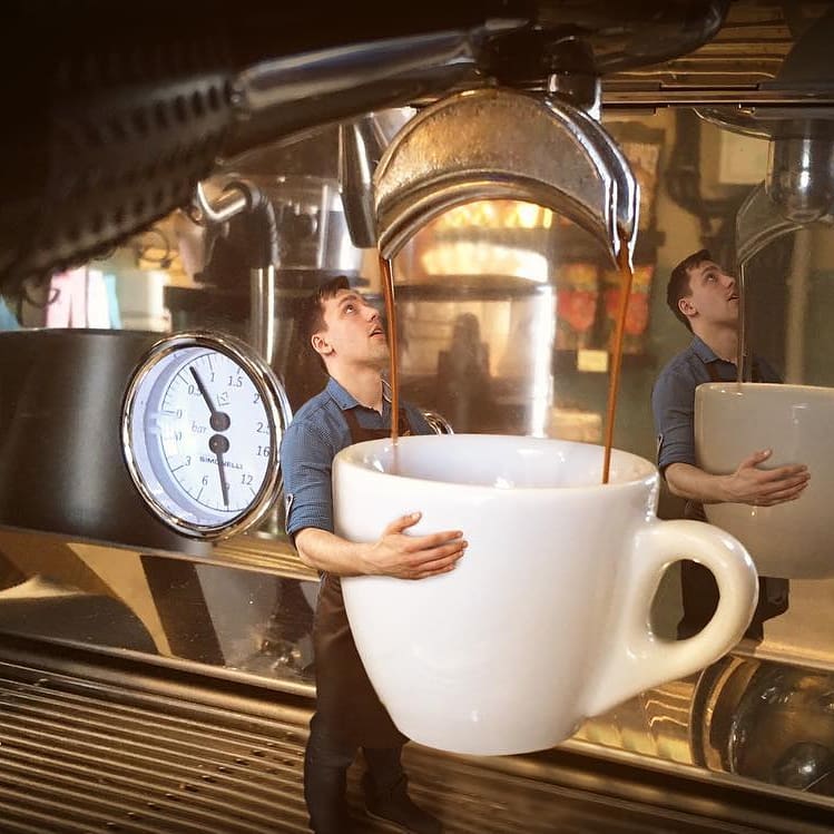 qtalbums's tweet photo. Have you had your #coffee yet? βWho needs one of those? β¬
photo by @nicktrevts
#qtalbums #CoffeeLover #yeahfieldtrip #coffee #wednesdaythoughts https://t.co/50GfQEiaLH