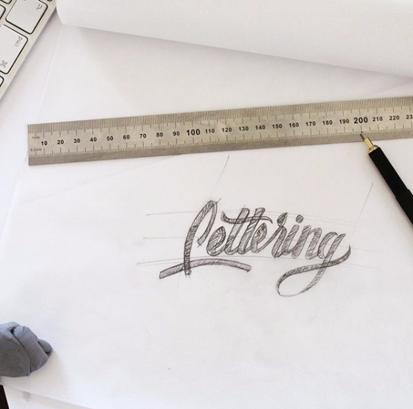 hellotype_de's tweet photo. Lettering .... Practice ✏️

#handlettering #lettering #brushlettering #brush #brushpen #goodtype #thedailytype #typography #typographie #typografie #type #font #typo #hellotype #brushcalligraphy #customlettering #typewriter #thedailytype #handmadefont

https://t.co/KuWXi47j5w https://t.co/6AqoBzulm0