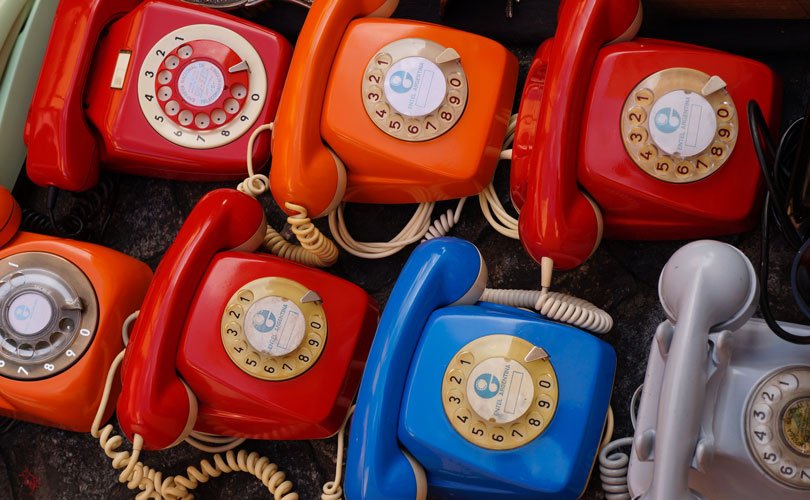 IESFcom's tweet image. How to combine "old fashioned" recruiting tactics with new. Via @HireOnLinkedIn #recruiting #hiring  
bit.ly/2GNXGKr