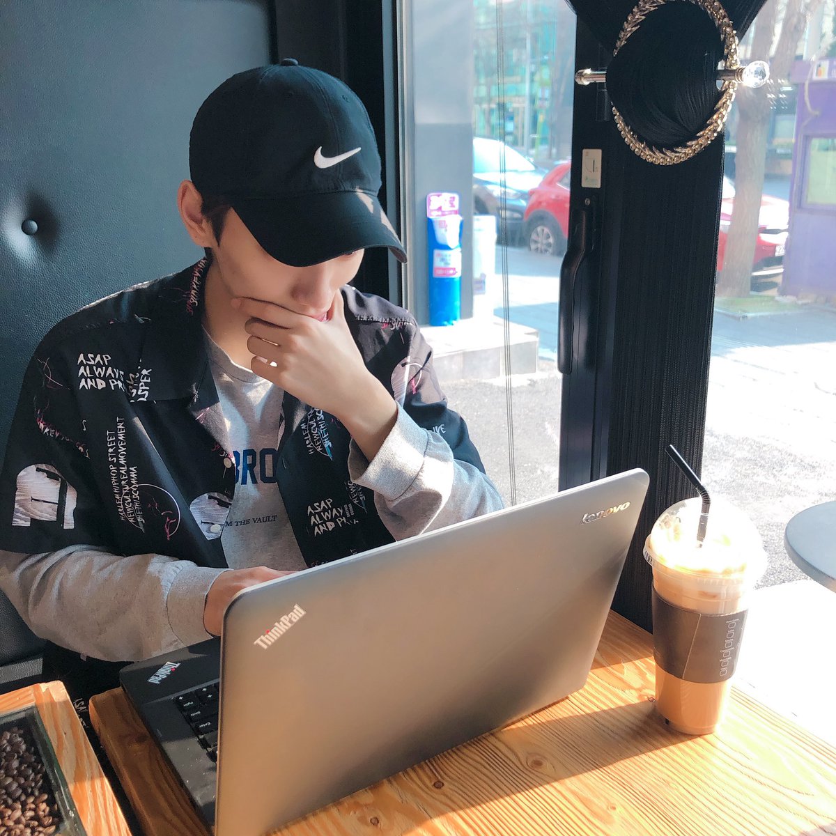 #VANNER #배너

영광이랑 함께 한 채팅 어떠셨나요?
오타가 많았지만 귀엽게 봐주세요💙 냐~~

#타자_태환이형보다는_빨라요

다음에 공카 채팅 할 멤버는 누구일까요?
💚
#곤카요정 #고니해