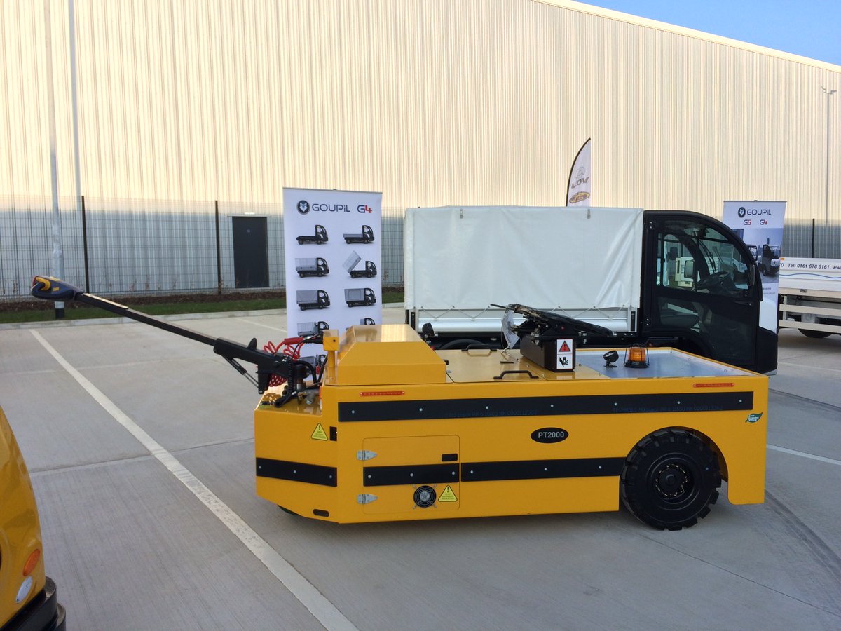 Bradshaw_EV's tweet photo. We are exhibiting the all-electric Goupil G4, PT2000 articulated trailer mover and T800 8000kg Tow Tractor at Go Electric, Logistics North #GoElectricGM @Lets_Electric @gmchamber https://t.co/qgqrdGewcO