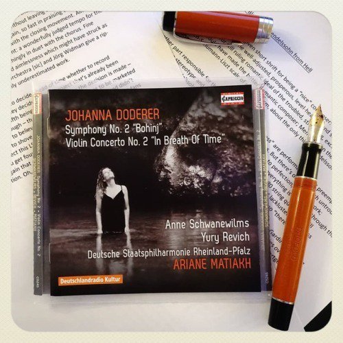 ClassicalCritic's tweet photo. #morninglistening to @JohannaDoderer’s very much tonal #orchestralmusic on @CapriccioRec w/@StaatsphilRLP
Amazon: https://t.co/3t6wsfKNPs
#Symphony No.2 & #ViolinConcerto
@surprisedbeauty potential.
#classicalmusic #classicalmusiccollection #orchest… https://t.co/k2bxfjRYh4 https://t.co/KWjGh7oj4u