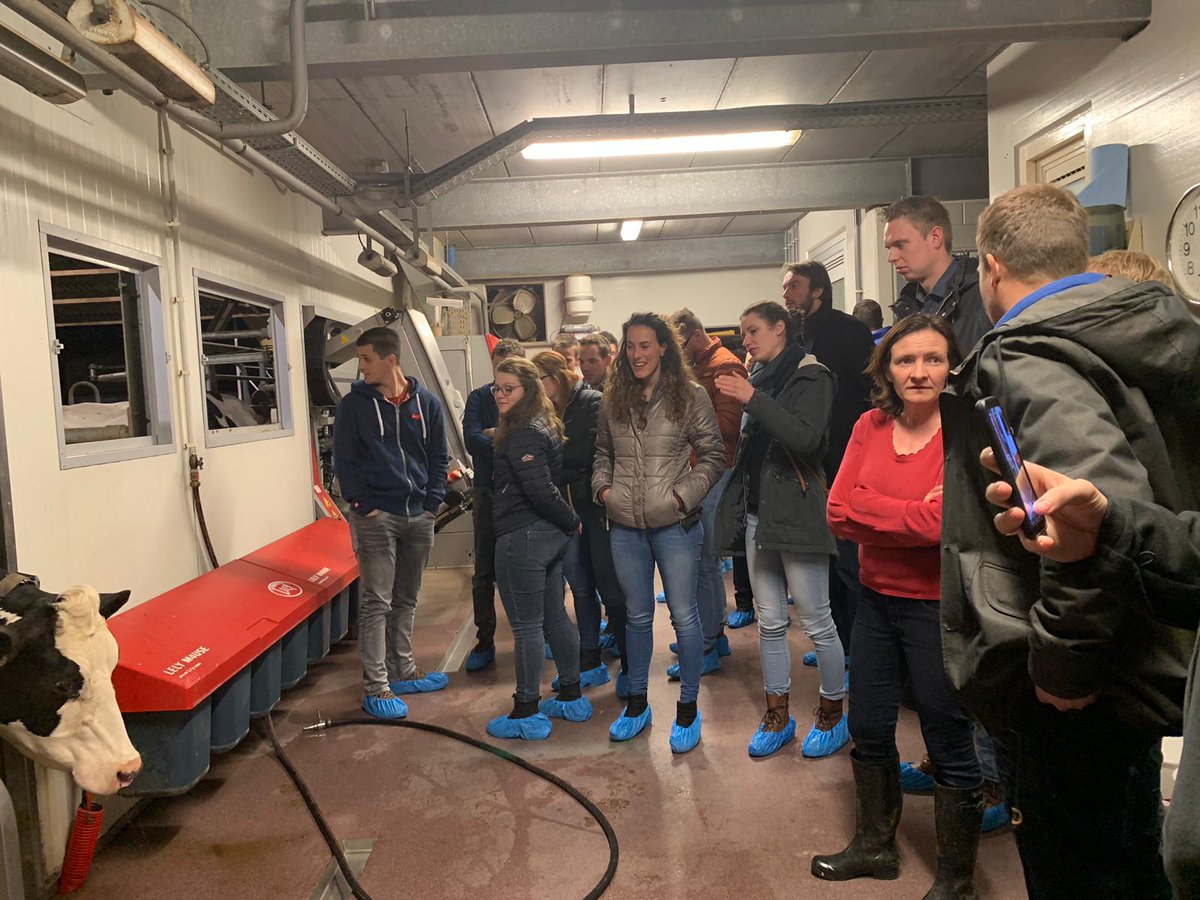 We hebben gisteren een erg interessante dag gehad in Brussel, met unieke bezoeken aan het <a href="/EPinNL/">Europees Parlement (Archived)</a> en de <a href="/EU_Commission/">European Commission</a>, waarbij we in gesprek gingen met @PhilHoganEU en <a href="/Esther_de_Lange/">Esther de Lange</a>. Bedankt voor de organisatie <a href="/Esther_de_Lange/">Esther de Lange</a> ! Daarna nog op bedrijfsbezoek in Merchtem.