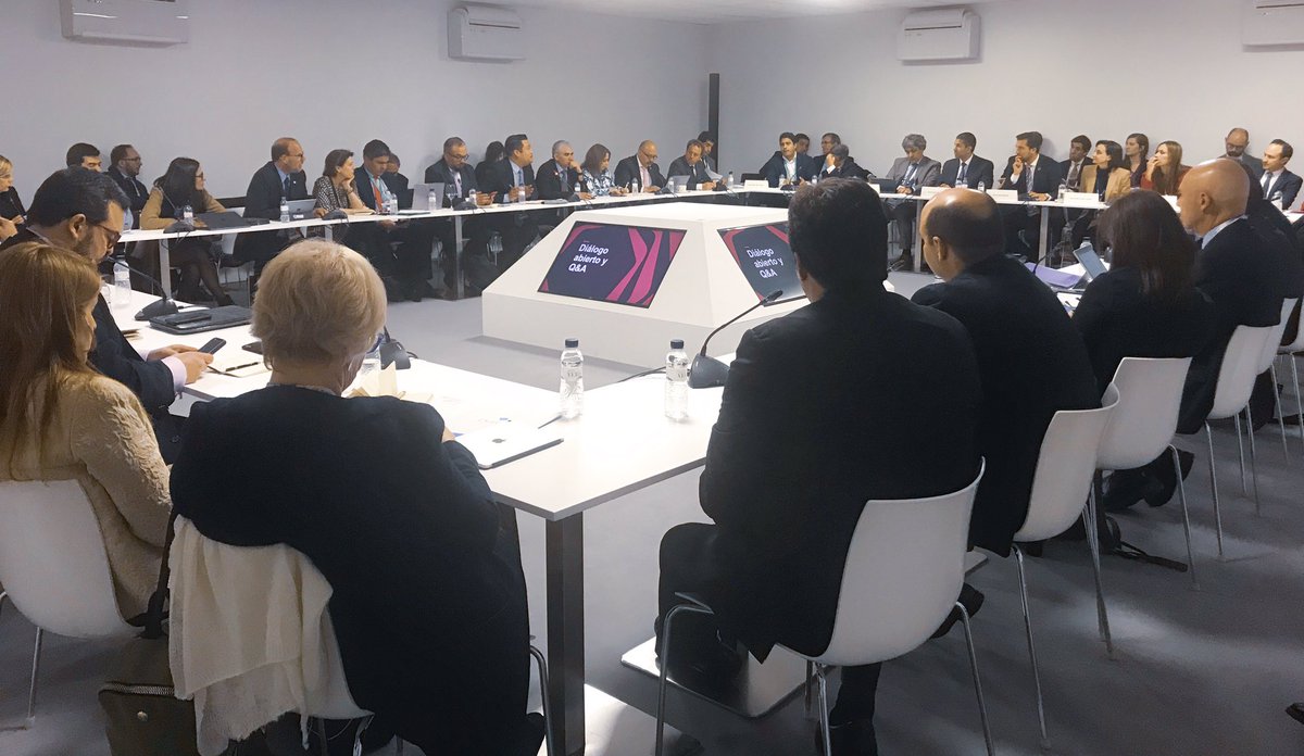 GSMALatam's tweet image. Los Topic Leaders @snietoparra (@OECD_Centre), @Annelise1974 (@digicelgroup), Ana Valero (@TefPublicPolicy), @karimlesina (@ATT), @HectorHuici (@ModernizacionAR) y Ezequiel Domínguez (@CullenInt) dieron el puntapié inicial al debate en el Diálogo Regional #LatAm #MWC19MP