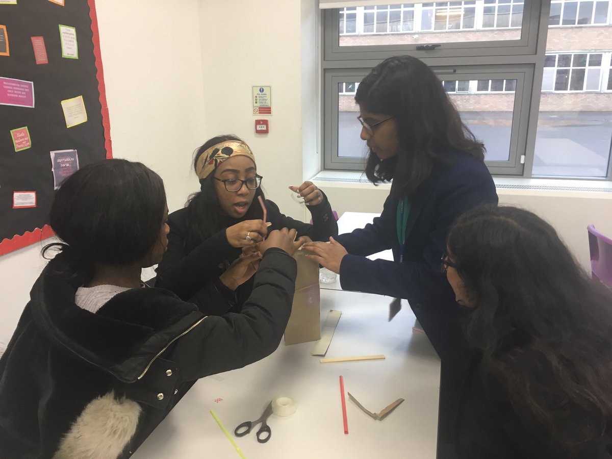 WHSGSixthForm's tweet photo. Students exploring engineering as a career as part of our careers eve and national careers week. Thanks @MottMacDonald for coming #NCW2019 #makersofthefuture https://t.co/SGmK9N51EM