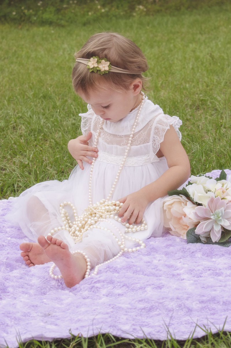 KellenHelies's tweet photo. This lil lady is turning two post up on the photography blog link in bio👆#kidphotography #lifesyleblogger #kellenhphotography https://t.co/01WaL2PQhz