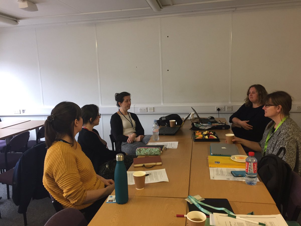 UELPsychLondon's tweet photo. Busy listening and thinking about research #writingcommmunity #writingroom #IWD19 #psychology @paulajbooth @MScPsychUEL @EdmondsCaroline @josiemalinowski https://t.co/ipiJ08TSXx