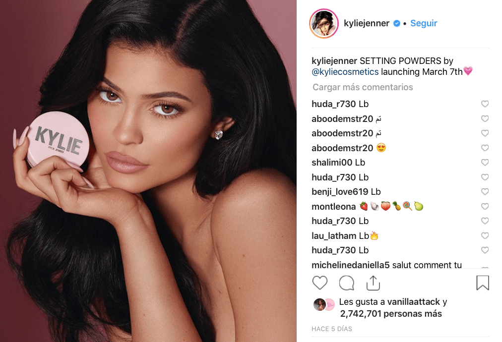 AAgulleiro's tweet photo. Las #redessociales convierten a Kylie Jenner en la multimillonaria más joven https://t.co/tRwx31ZaEz https://t.co/Qo4aqgZ8Ep