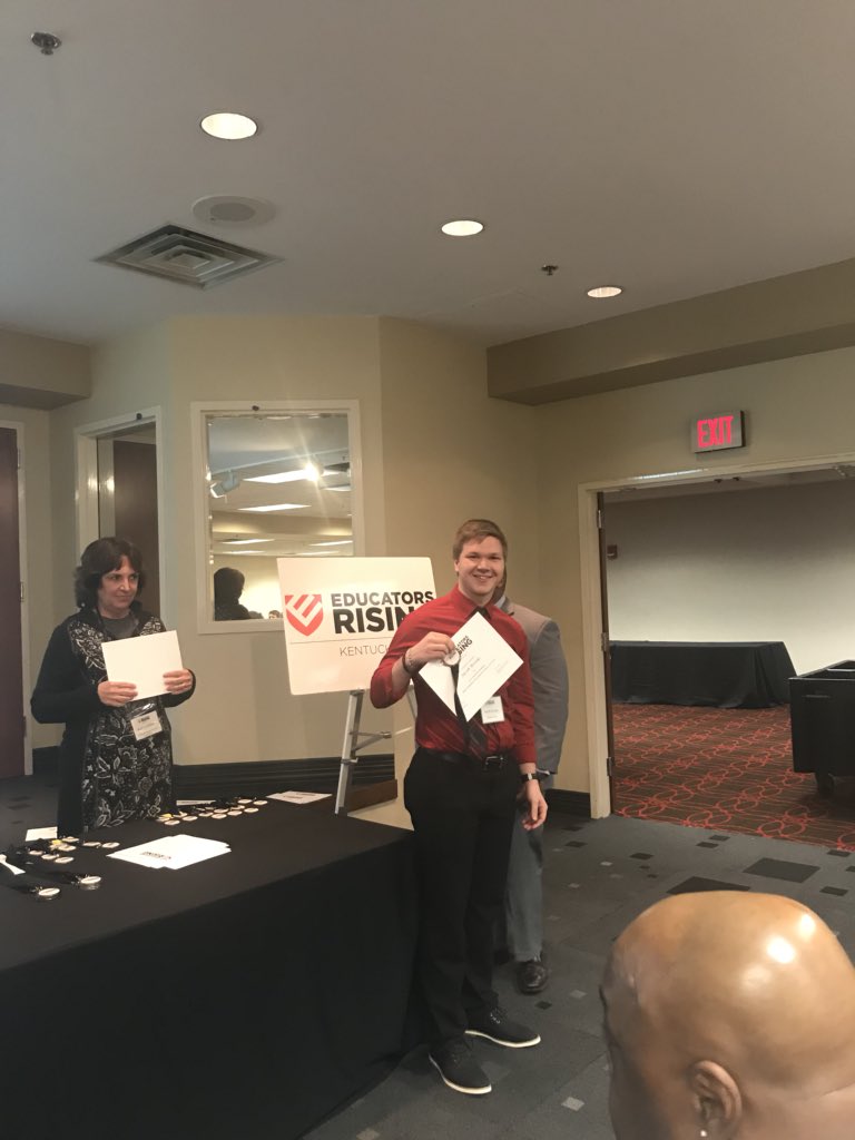 MamaAngieWilson's tweet photo. Inpromptu speaking category, Jacob Brooks took first place and Thor Blankenship takes 2nd. https://t.co/HCZBCRoUfU