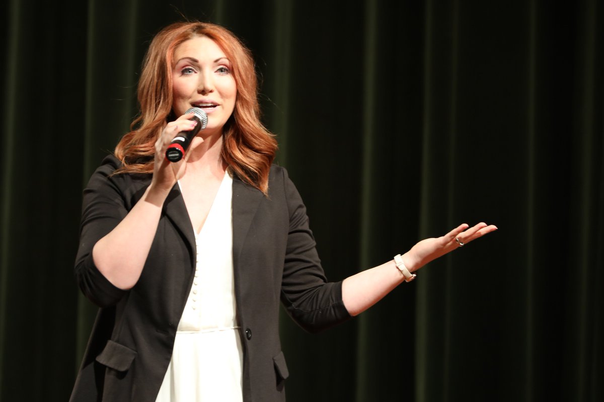 EagleHillSchool's tweet photo. Professional singer and motivational speaker @JessieFunklive joined us at our March Formal Dinner. She talked about one of our core values–RESPECT–and addressed healthy vs toxic relationships. AMAZING performance! Windex maybe toxic but it's ok to drink : ) #education #LDschool https://t.co/7J4JV1S2fn