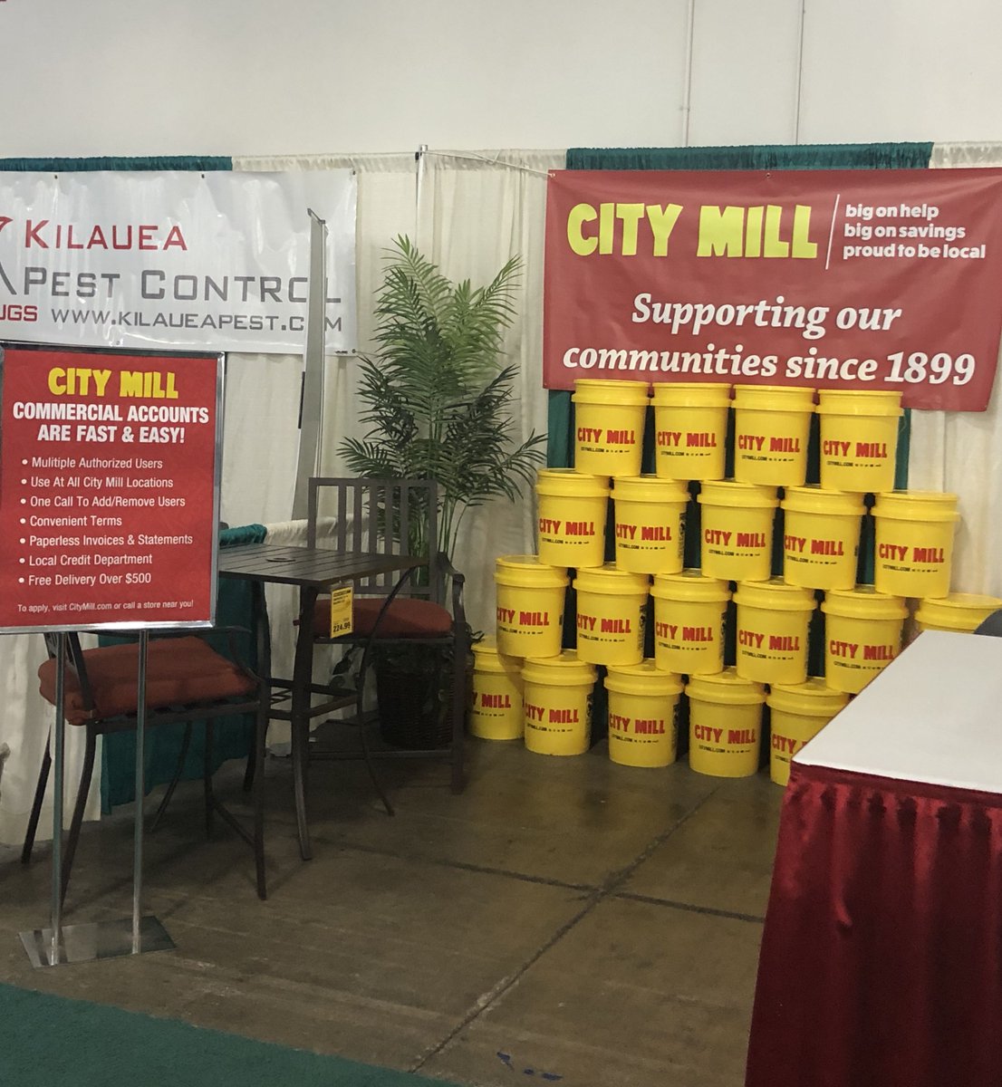 CityMill's tweet image. Learn about City Mill's Commercial Account for your business at the #BFPMExpo! Come see us at the Hawaii Buildings, Facilities &amp;amp; Property Management Expo at Blaisdell Exhibition Hall today and tomorrow (3/6, 3/7). We're at Booth 118.