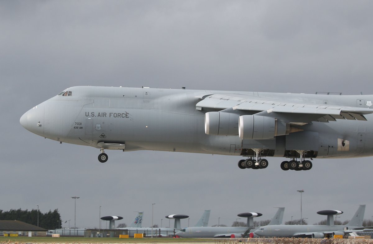Lockheed C5 Galaxy arrival today #RAFWaddington 06/03/19. 

@planesonthenet @EGXWinfo @CivMilAir #C5Galaxy