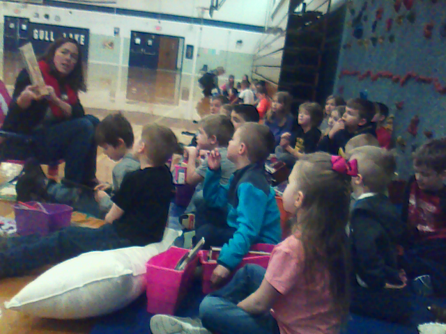 MrsJowkar's tweet photo. Firsties kicked off MARCH is READING MONTH with a Read-in and our FIRST Mystery Reader, our Principal @MrsHawkinsGL 
#GLCSKellogg #GLRead20 https://t.co/TPendrIodN