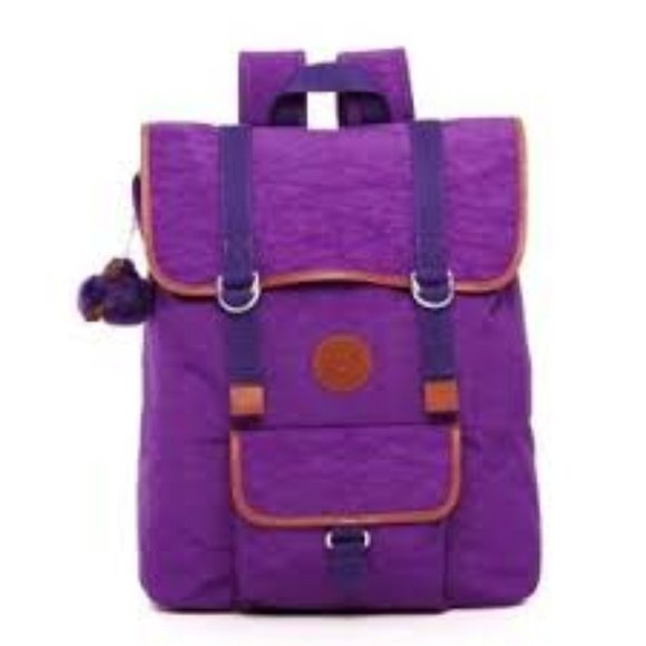 clharleman65's tweet photo. So good I had to share! Check out all the items I'm loving on @Poshmarkapp #poshmark #fashion #style #shopmycloset #kipling #zacrachel #houseofdisaster: https://t.co/B0JEKQ94dq https://t.co/XXkZeZpRAm