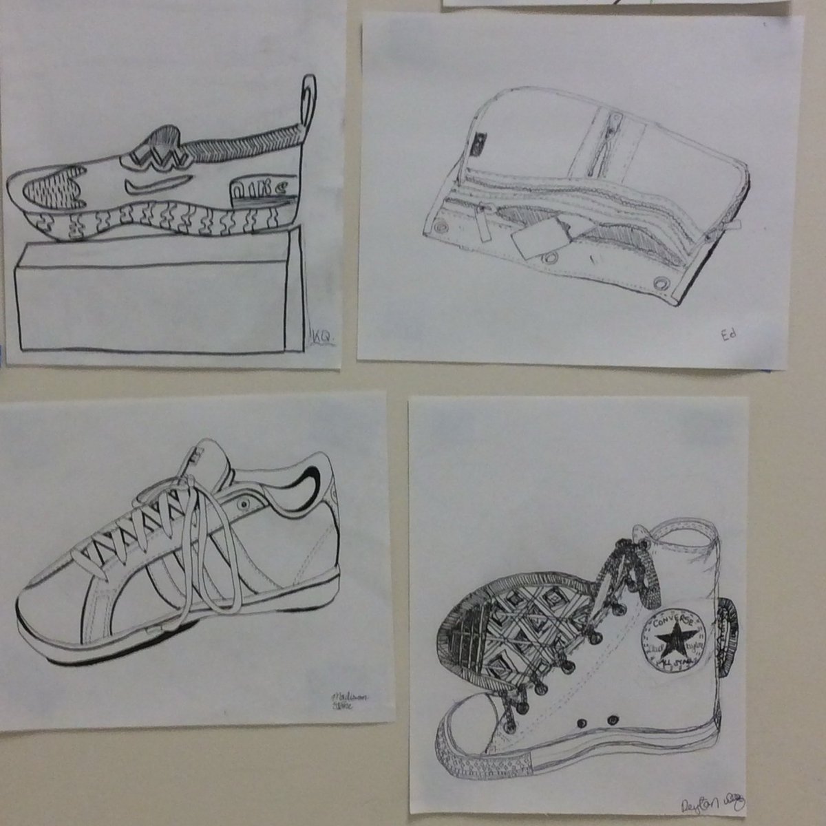 AFHSVisualArts's tweet image. Contour Studies... #PatrARTISTS drawing from observation. Me: You see lines very well! Student: Can I put that on a resume? Me: Investigators have to be great observers, so, yes! @AFHSannounce @ArtwithHarkins @JenCave_73
