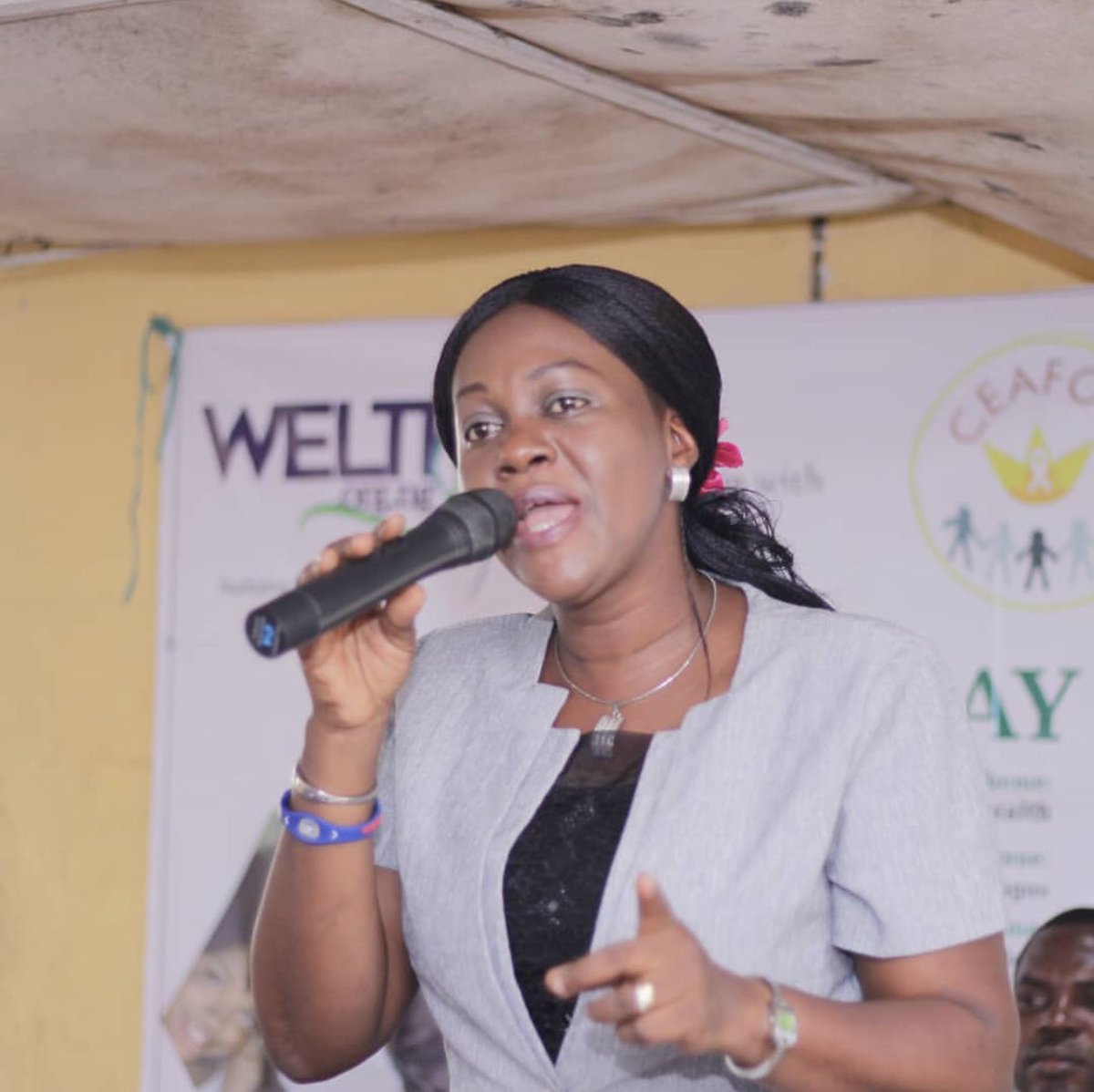 CEAFON's tweet photo. Cancer Education and Awareness talk today at the Senior Girls Academy, Lagos Island. Event was in collaboration with @welti_ng #cancereducation #awarenessiskey #cancerawareness https://t.co/W7yerCooUL
