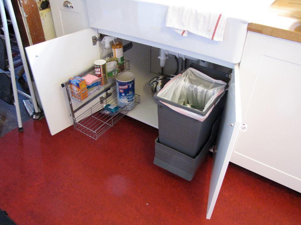 PlumbingDesign's tweet photo. Do you know where your P-trap is located? 
Make sure to check it every so often for leaking.

If you notice any water damage or dripping, give us a call! (864) 232-4500 https://t.co/XrFU5ewuM9