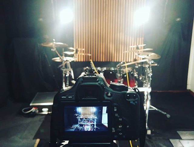 franciscappola's tweet photo. Something will happen, can you guess what??
.
.
.
.
.
.
.
.
.
#thirdsphere #syzygy #metalcore #deathcore #deathcoreband #techmetal #djent #irinterference #metalband #techra #dirilcymbals #tama #tamadrums
@drumsick @drums_my_life @drumuniversity @drummersilike @drumsclubus @d… https://t.co/MRs1fVPU23