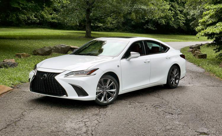 DaveD250's tweet photo. @LexusLiverpool @LexusUK My ES FSport is on order @SnowsLexus #FlareRed #FSportWhite #TakumiPack #LoveLexus #CreatingAmazing https://t.co/lLkRL0KGtW
