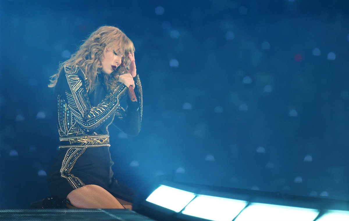 NME's tweet photo. Taylor Swift says she takes bandages for gun and stab wounds everywhere she goes https://t.co/FfUwuoIma7 https://t.co/5WZS774a77