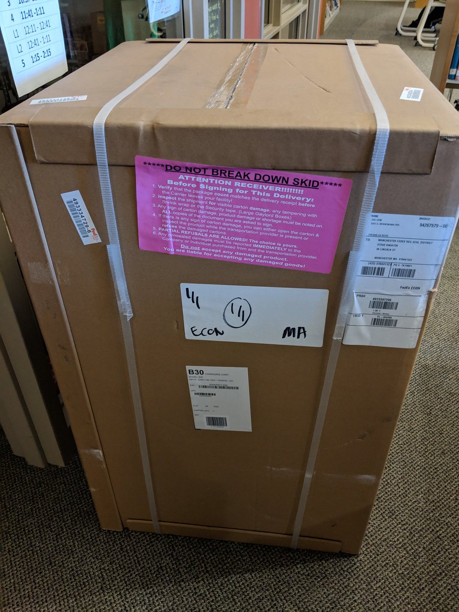 METechTeam's tweet photo. From in the box to out of the box in record time. Real skills, yo! Making all things tech happen #techteam #studentsupport #getitdone @MERHS_Principal https://t.co/dY3wTHWMAm