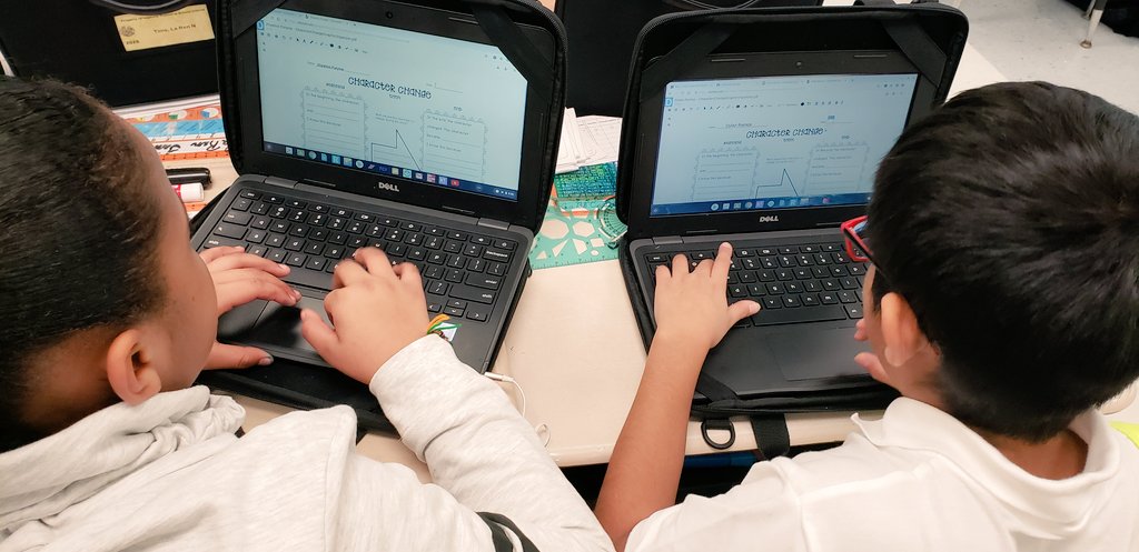 NTSD1to1tech's tweet image. Gables 5th graders in Mrs. Poll&apos;s class learn to manipulate (add text, draw shapes, and highlight text) PDFs with #DocHub and save directly to their #GoogleDrive. @NeptuneSchools @TamiCrader @mgristina @DrSAMillaway @lovelandtech @FordMachado @jl_demaio @valderitajr #googleEDU