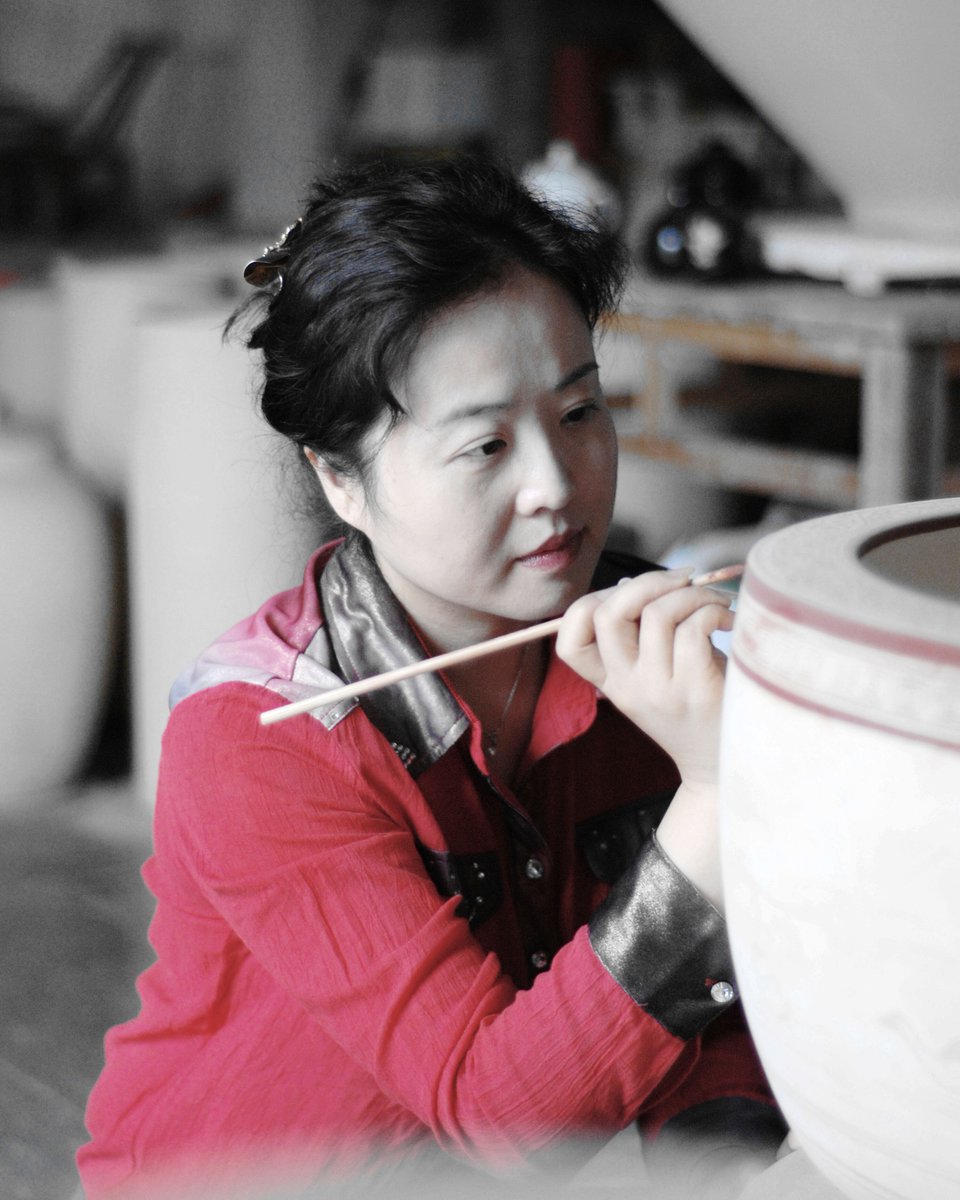 leachpottery's tweet photo. We are delighted to announce a unique one day talk &amp; demo by Liu Xiaoyu who is doing a 2 week residency at the pottery. Liu is recognised as an inheritor of Jingdezhen’s traditional colour-glazed ceramic firing and making techniques. March 13, 11- 4  https://t.co/DizHVP7dwY https://t.co/aYVJ1ssJjH