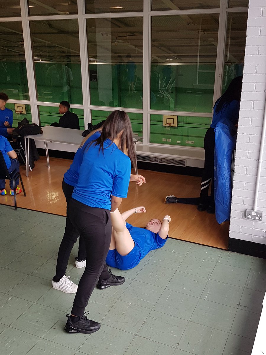 leamanorpe's tweet photo. More pictures from today's careers day with @Lecturer_Mick #Careersweek #Opportunity https://t.co/452aQojPVr