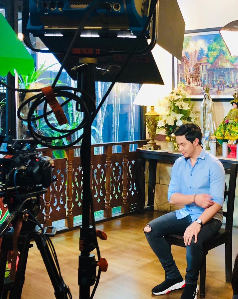 SimplyALDENofcl's tweet photo. Hhmmm...something to look forward to again perhaps?😉😊
©️themanbehindthestyle - GAME! @aldenrichards02
—————————
#ALDENLimitedEdition https://t.co/NMtXpUX08H