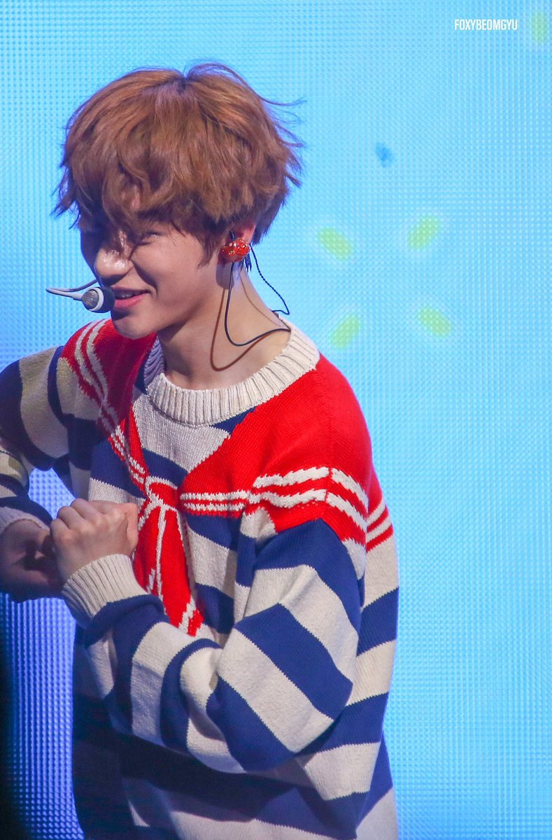 classicbeomgyu's tweet photo. 𝟷𝟿𝟶𝟹𝟶𝟼 ♕ 𝙵𝙾𝚇𝚈𝙱𝙴𝙾𝙼𝙶𝚈𝚄

-god his smile is so flipping pretty https://t.co/MnWYWP5HTo