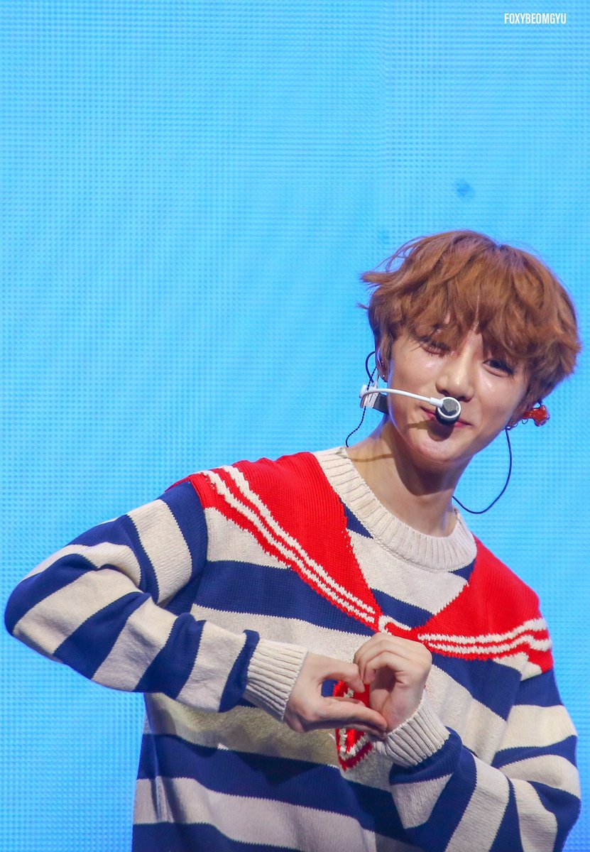 classicbeomgyu's tweet photo. 𝟷𝟿𝟶𝟹𝟶𝟼 ♕ 𝙵𝙾𝚇𝚈𝙱𝙴𝙾𝙼𝙶𝚈𝚄

-god his smile is so flipping pretty https://t.co/MnWYWP5HTo