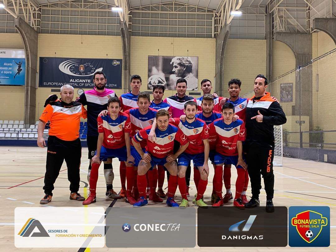 lindeilicitano's tweet photo. Este Domingo tenemos otra final para lograr nuestro objetivo.
Lo daremos todo para volver a sumar +3.
#vamostropa💪
#asesoresdeformación
#conectea
#danigmas
#1Regionalsenior https://t.co/bjewbfCges