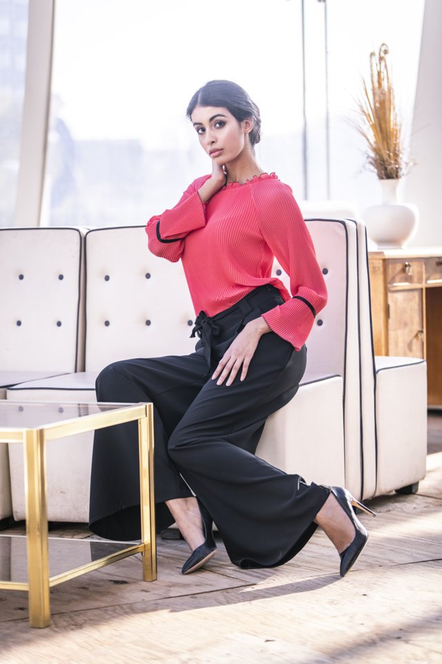 NAI_MODA's tweet photo. #SpringSummer2019 #Naiabbigliamento #Naifashion #ss2019 #blackerose https://t.co/CM5D0ktFPY