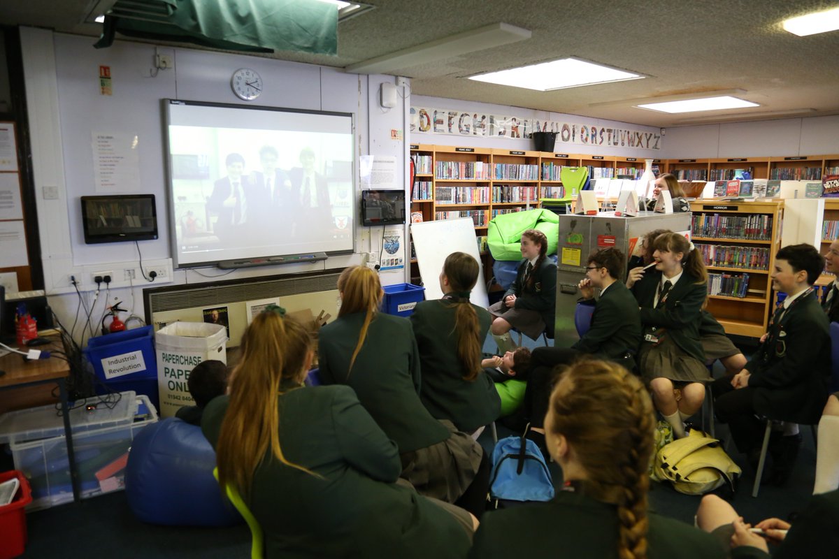 arrowsmithbbc's tweet photo. What a fantastic end to a very productive day, well done to everyone who took part! Make sure you visit our website to see all the articles our BBC Young Reporters have been working so hard on! 🎙️📝 @BBCYoungReport #bbc https://t.co/8GxZywWziE https://t.co/fxq2zkBOcM