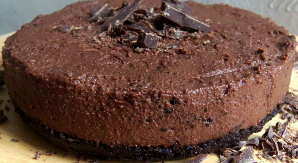 veganuary's tweet photo. Dessert Recipe: Oreo Chocolate Cheesecake by @blueberry_swirl 🍫🍪

This decadent, rich and creamy dessert will knock your socks off this #NationalOreoCookieDay! ➡️ https://t.co/XOP9pRvlNi

#TryVegan #Veganuary #VeganRecipes https://t.co/nTEOqBClFd