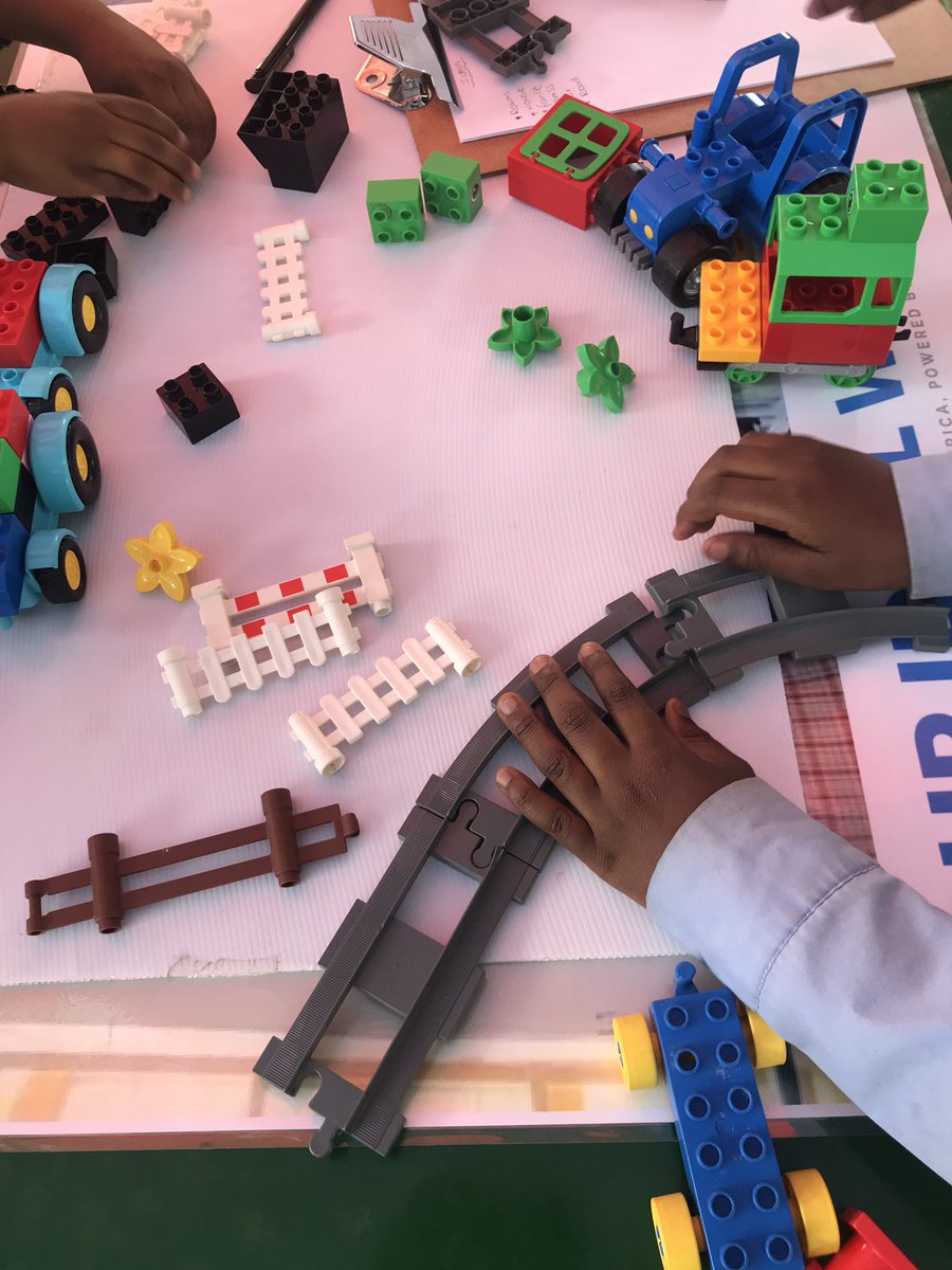 PlayAfricaCM's tweet photo. How do we engage children in public space through creative #placemaking? #PlayAfrica empowers children as innovators with #designthinking & #play to prototype child-friendly interventions in @CityofJoburgZA. @LEGOfoundation @JDA_SouthAfrica @colouredcube @USEmbassySA #MakersWay https://t.co/ObPeo3ANQS