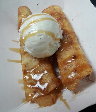 CasaTaco's tweet photo. Caramel Apple Flautas- Two flautas stuffed with apples fried crisp and rolled in cinnamon sugar, topped with premium vanilla bean ice cream and caramel sauce. https://t.co/DPUTTwrAhf