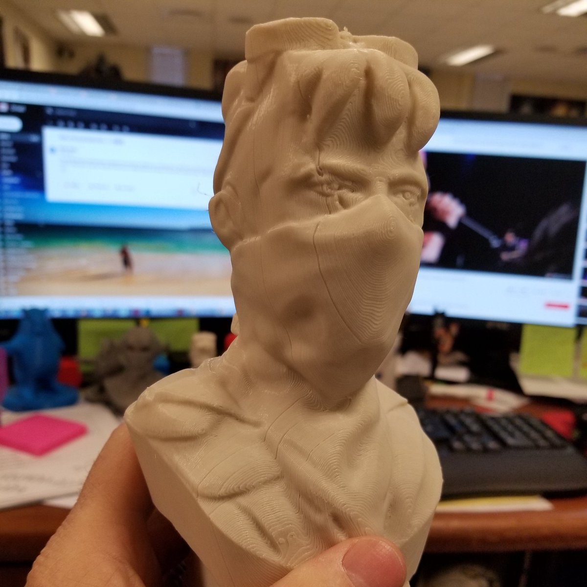 Holicky's tweet photo. Autodesk Mudbox creation. Makerbot 3d printer. Some shifting issues, but great design. #hardwork #oneCCPS #Makerbot #Autodesk https://t.co/cDRujkZn7m