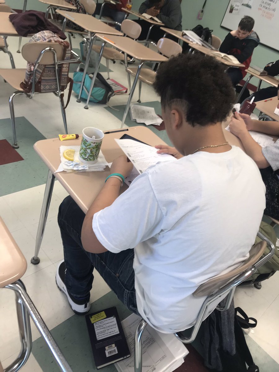 MsRickmanECMS's tweet photo. Today is a SPECIAL #TeaAndRead for my kiddos! Each student at RJSHS gets to select 10 books for their personal library! “To keep?” “Yes, dear, TO KEEP!” My panther heart is so full today! ❤️ Thanks to all who made this possible! https://t.co/ZvNUGe6BKv