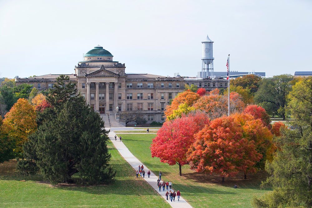 cityofames's tweet photo. Of all the cities in the United States, Ames made the list of 2019 Top 100 Best Places to Live. Nice recognition for what we already know - Ames is pretty great! #SmartChoice #AlwaysAmes #Lifeisgood 

https://t.co/0UtRFm5ZRk https://t.co/sBCr6rGVA4