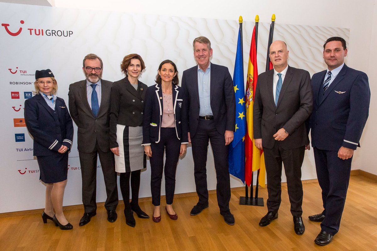 TUIPolitics's tweet photo. Over 80 million tourists travelled  to @spain 2018, securing 2.6 million local jobs. @TUIGroup has been a partner of many years. Good meeting about 
the positive development in Spanish tourism with Minister of Tourism @MarotoReyes @EmbEspAlemania #ITB2019 https://t.co/mn6caVkAv0