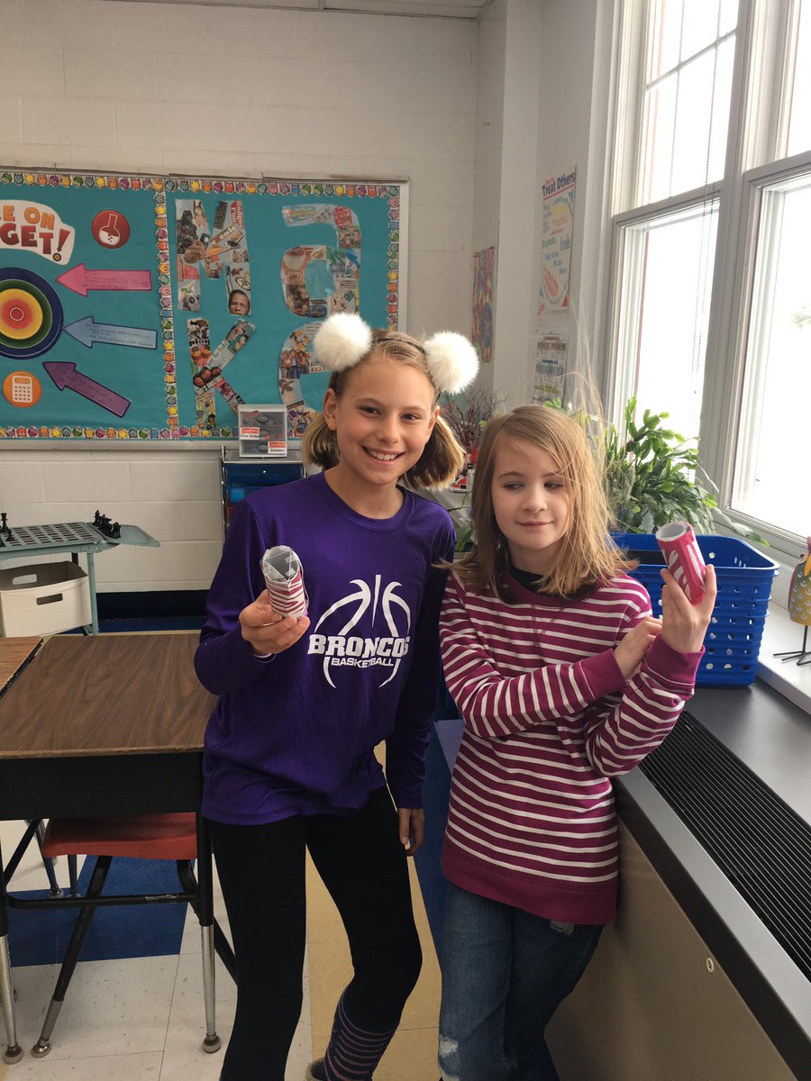 Mainegirl207's tweet photo. In 4th grade GT we are reading The Junction of Sunshine &amp; Lucky @holly_schindler.  Today we made our own kaleidoscopes! Here are two of my models! #handsonlearning #applythelearning #create https://t.co/BcGFmoAuIi