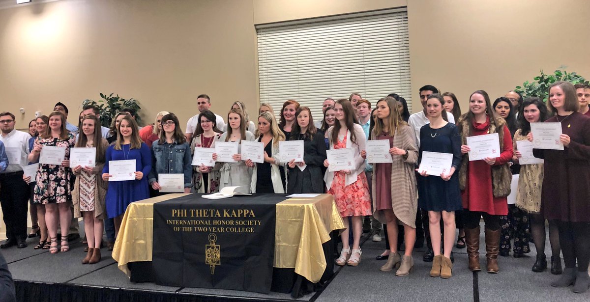 Had a blast last night at <a href="/NWSCC/">Northwest Shoals</a> PTK Induction. I look forward to welcoming some future Bulldogs into the family! #Hailstate