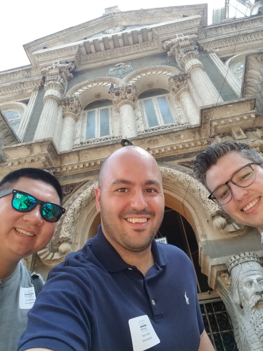 Hall Wang tweet media