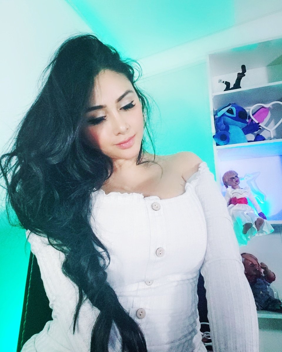 TW Pornstars - 1 pic. 🎀Dayaanna Perez Sosa🎀. Twitter. Hola buenos dias