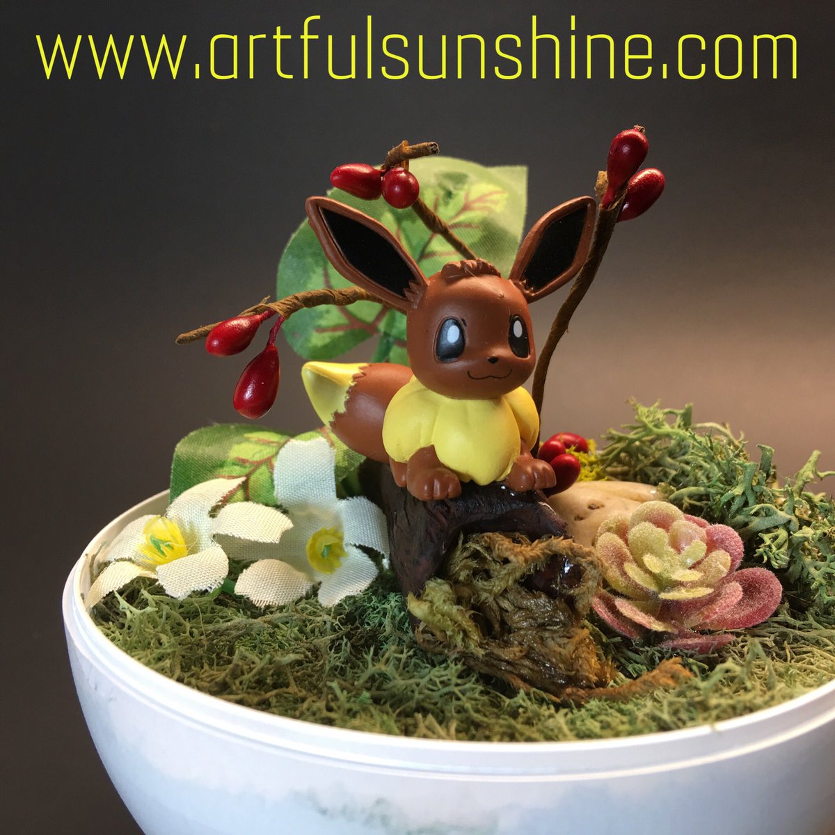 willpetrey's tweet photo. #sccomicon is this weekend and we’re in #artistalley booth 828 with plenty of #pokemon #pokeball #terrarium s Like this #supercute #eevee if you can’t make It to the show then contact us at https://t.co/E9i9XoBYK5 about buying online.🌞
#pokeballterrarium #pokemonterrarium #anime https://t.co/qFDYBmqBjF