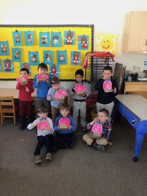 DXSF_School's tweet photo. There's never a dull moment for our Pre-K boys, who are learning about the important function of their lungs. https://t.co/0tNqlL0PFX