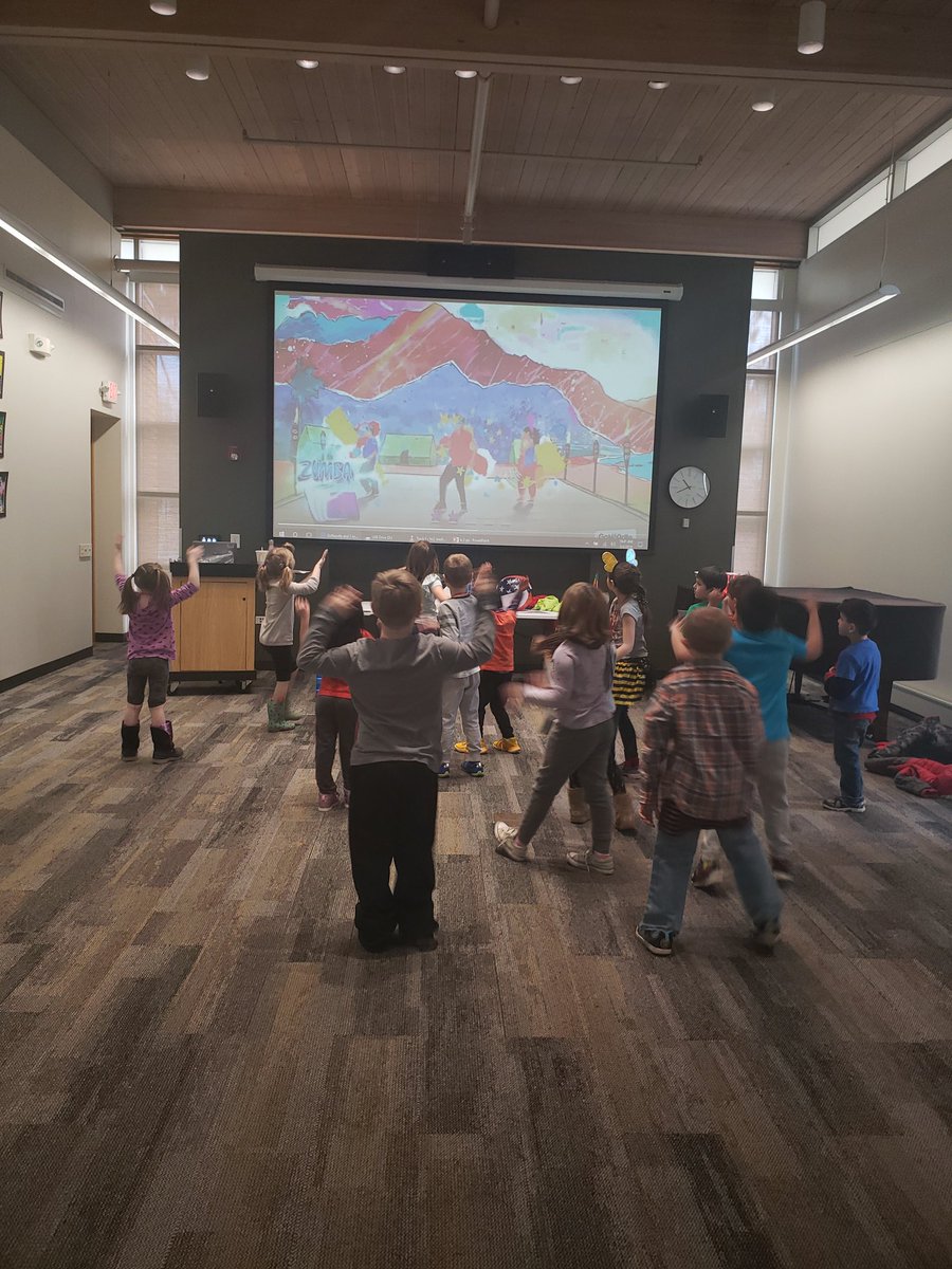 FalkTrudi's tweet photo. Mrs. Falk's 1st graders doing the Zumba with Go Noodle at the Wauconda Public Library. #ccs118life # falksbusybees https://t.co/b7FrE6FtO7