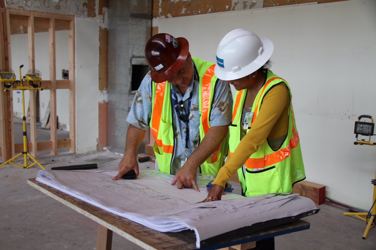 flyLAXairport's tweet photo. Meet @ParsonsCorp Vice President Rashmi Menon. With over 19 years of construction experience, she’s responsible for the growth of critical infrastructure in the LA area and works with LAWA in the execution of the People Mover Project contract. #WICweek2019 #LAXModernization https://t.co/YQSqxZPce5